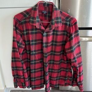 Worn twice UNTUCKIT XL slim fit flannel.